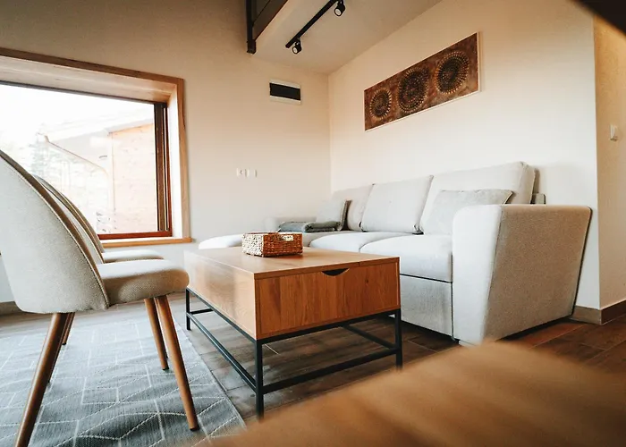 مكان تخييم еко къщи марциганица