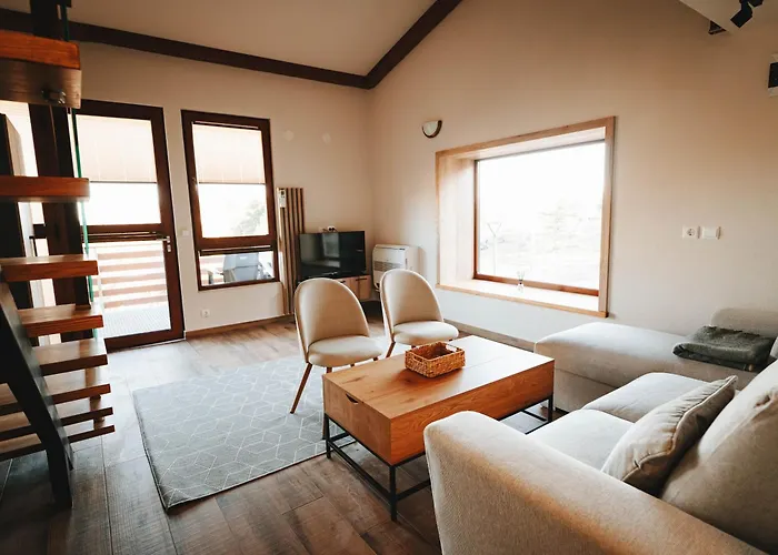 еко къщи марциганица مكان تخييم *